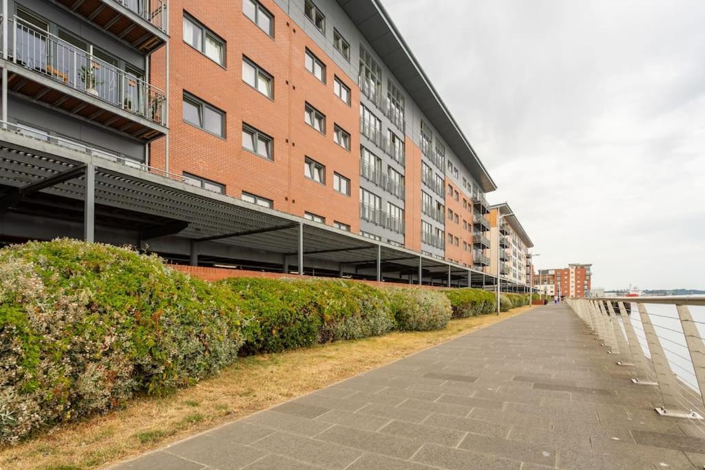 Lux Waterfront 2 Bed Apt, V&A 10Min Walk, St Andrew'S Golf 25Min Drive Dundee Buitenkant foto
